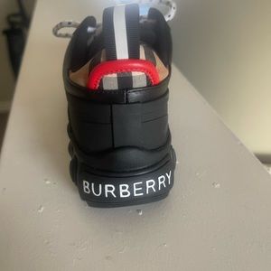 Kids size 11.5 Burberry shoes. Never worn.